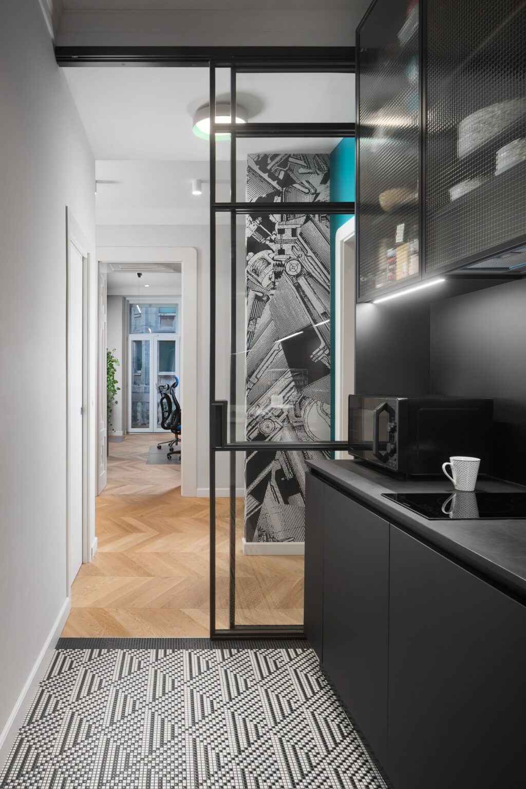 Office 17 – photo